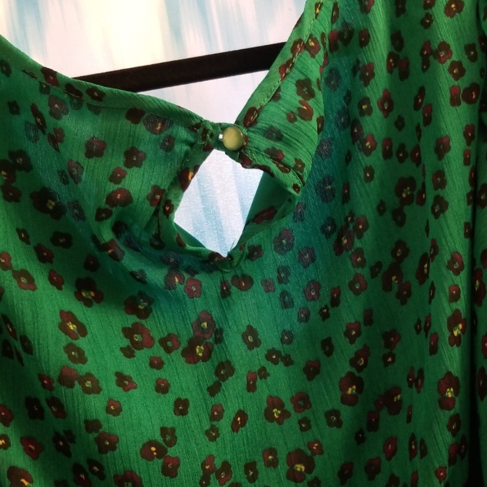 Pure Energy Floral Dress - Picture 6 of 7